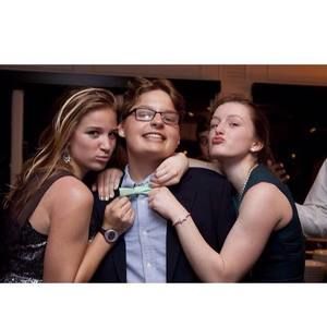 Meet your Posher, Max